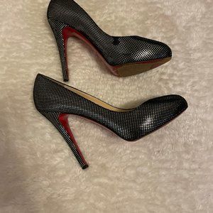 Christian Louboutin Heels 38